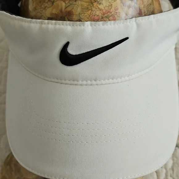 Nike Golf Men's Visor - Picture 2 of 7